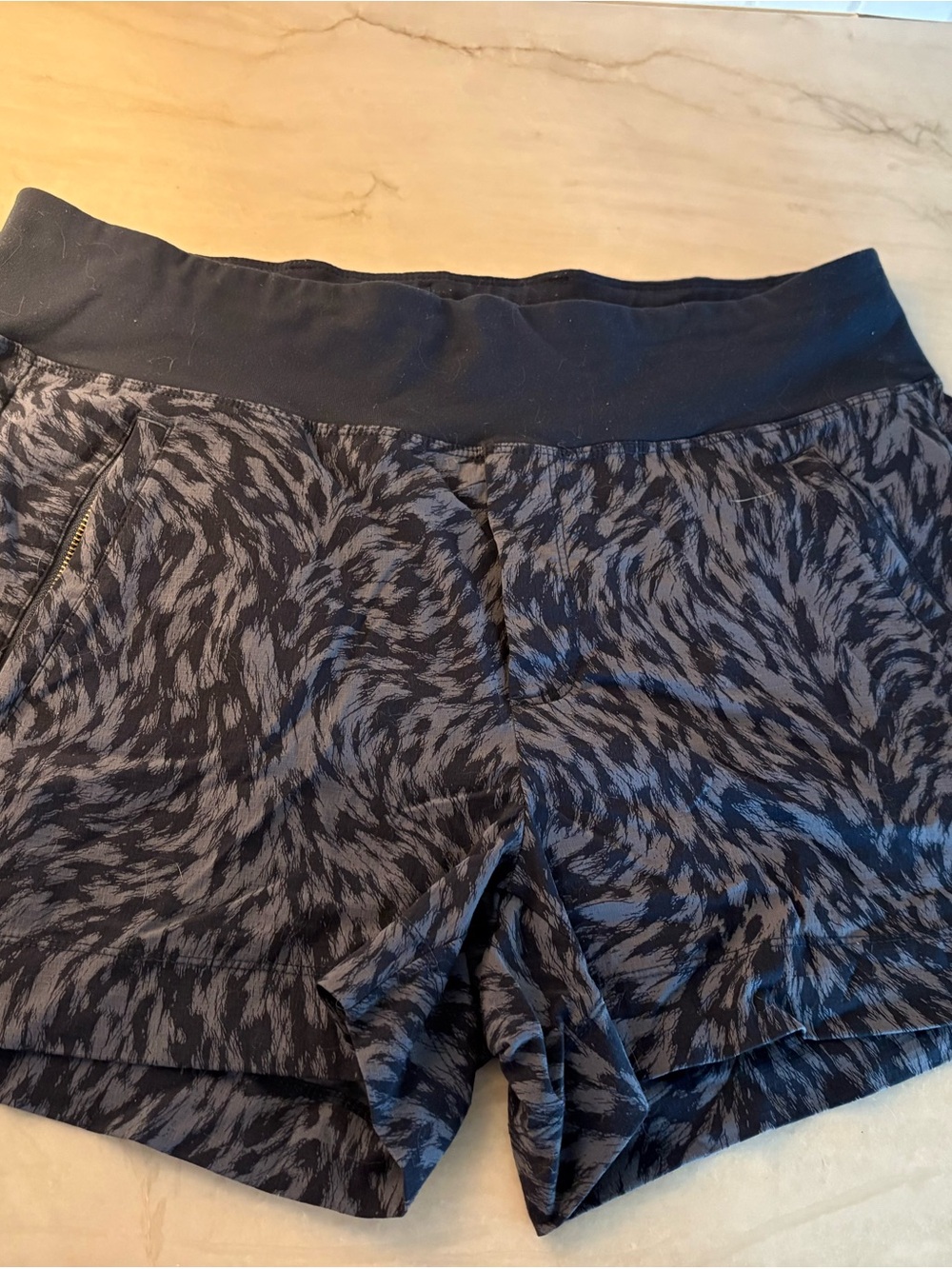 Athleta shorts 14 women’s